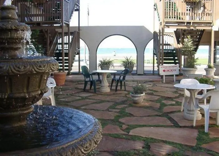 Ocean Beach Hotel