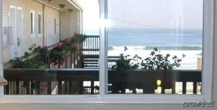 Ocean Beach Hotel