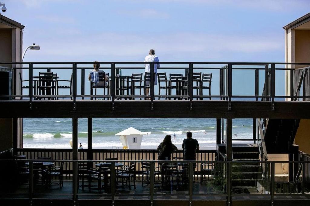 Ocean Beach Hotel 2*